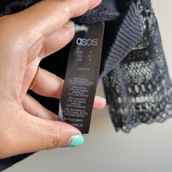 ASOS Sweater With V Neck And Lace Bell Sleeve Black Womens Size 4 Top - Picture 7 of 8